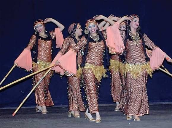 kittymerization's tweet photo. Belly dancing, or the non-orientalist term for the actual traditional dance “raqs baladi” is a classical Egyptian dance, the original outfits for which are attached to this post (as shared to me by oomfs from Egypt) 

Your sources are western orientalist caricatures of Egyptian- https://t.co/j6h4ZZXgIg