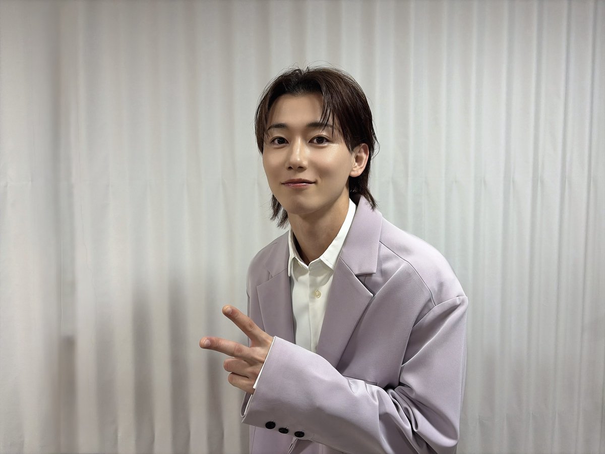 kento_kitamura's tweet photo. 舞台「文豪とアルケミスト 転生者ノ回顧」 ありがとうございました！また直木三十五を演じられる日が訪れますように📚

p.s この衣装はなんでしょうー？#文劇8 https://t.co/yy6ImuBSa4