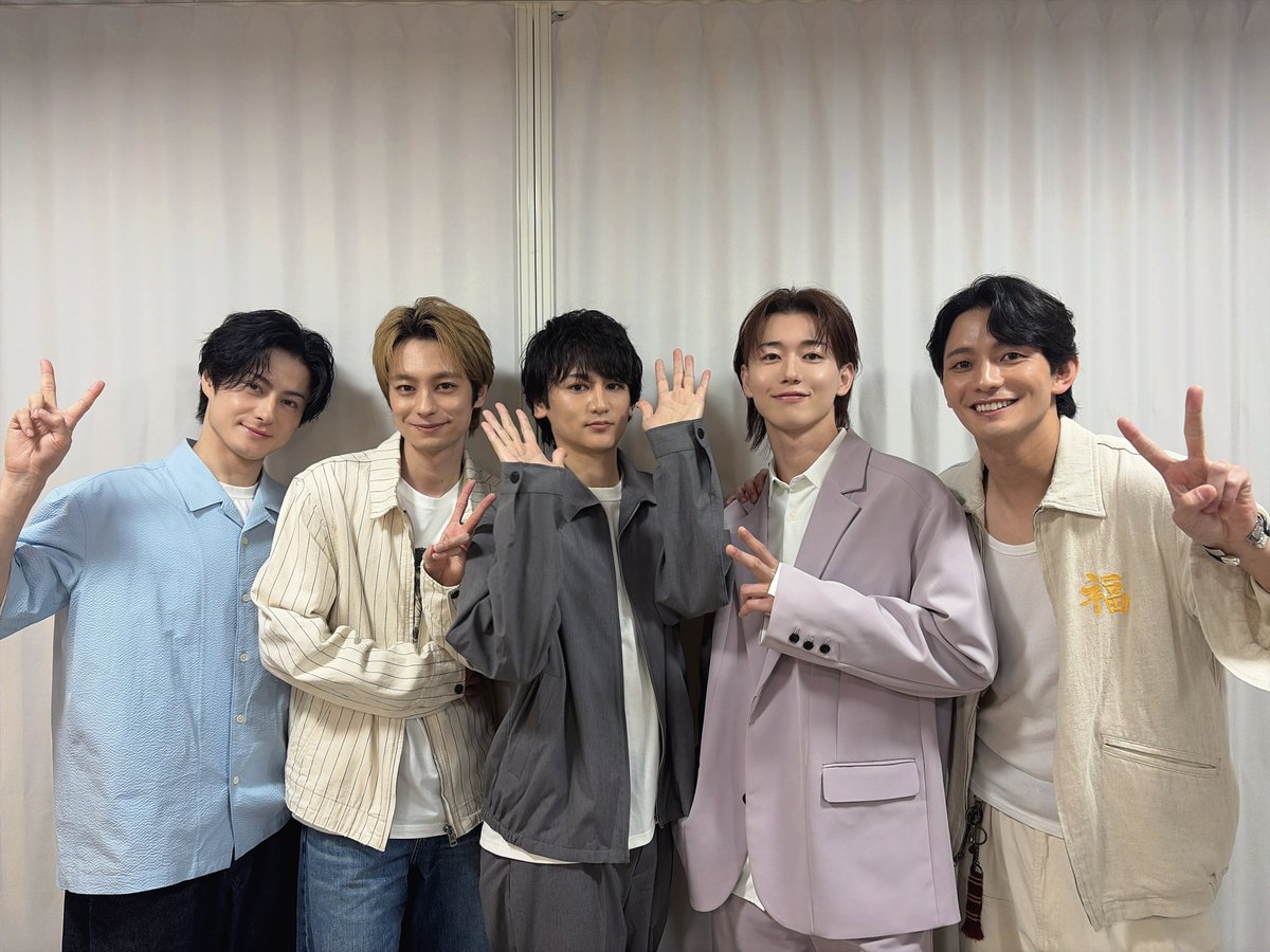 kento_kitamura's tweet photo. 舞台「文豪とアルケミスト 転生者ノ回顧」 ありがとうございました！また直木三十五を演じられる日が訪れますように📚

p.s この衣装はなんでしょうー？#文劇8 https://t.co/yy6ImuBSa4