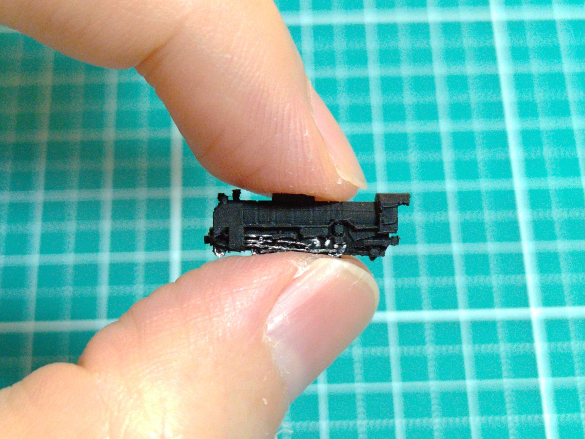 oyuyudo's tweet photo. 【新製品】組立線路方式1/700鉄道模型駆動システム スターターセットの、蒸気機関車セットを発売しました。
手でチェーンを引っ張ることで極小車両の走行を楽しめるお手軽なセットになっています。
https://t.co/Hnot7LpQAo https://t.co/jKDclIIU52
