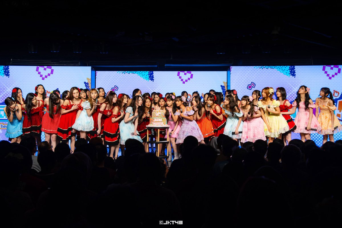 officialJKT48 tweet picture