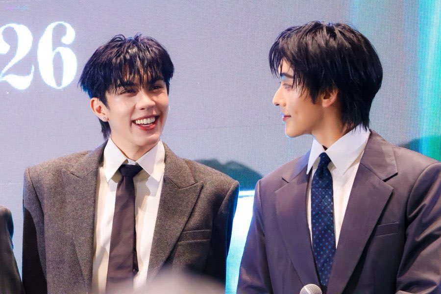 tmsnmn's tweet photo. 2027 ซีรีส์พีเรียดเข้าเหอะ https://t.co/QGcuknQvdH