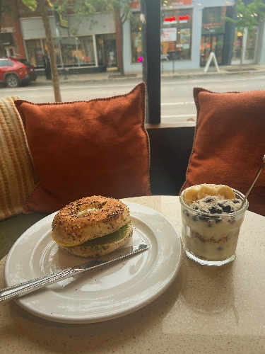 simp4ayla's tweet photo. Double gift! I just received Breakfast ♡ ($25) from Anonymous via Throne. What a good wallet💕 https://t.co/wWuP2oFXSy