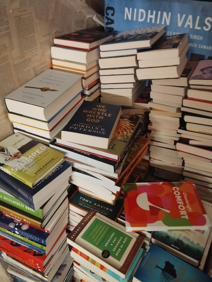 IamSriSudharsan's tweet photo. Have you ever finished a book and just sit there like somebody broke up with you???? https://t.co/2ACmJDLF1H