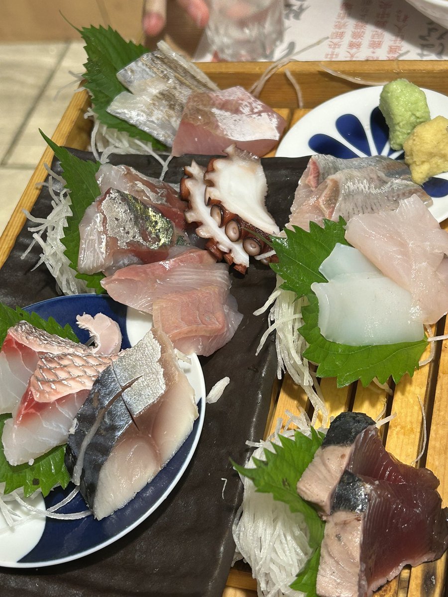 Sansara65535's tweet photo. 日本酒とおさかな、神のシナジーとさせていただく https://t.co/wilNXbi0NI