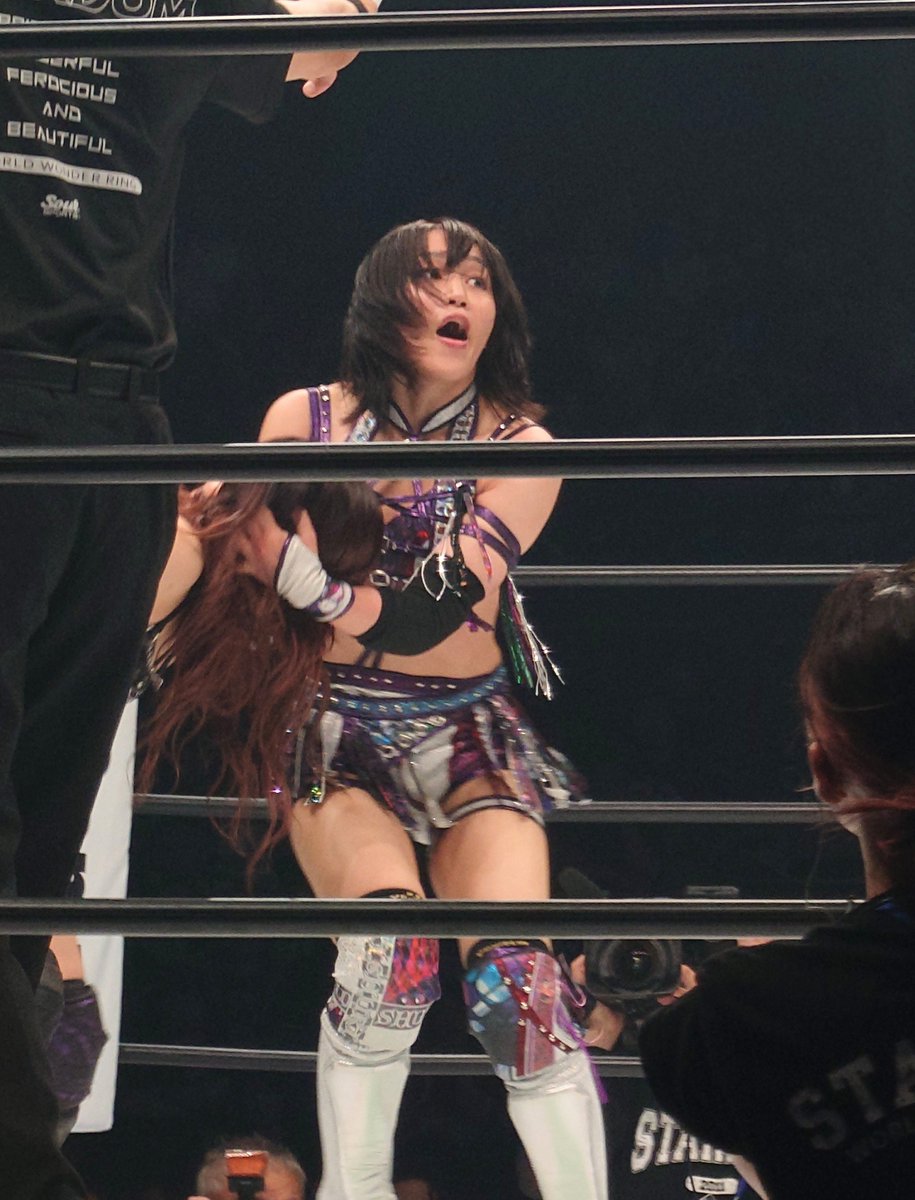 yamalife_09's tweet photo. 2026.9.12　横浜武道館
まーた朱里さんばっかり観てた🤩🫣
#朱里　#STARDOM https://t.co/wGVwAsNoqQ