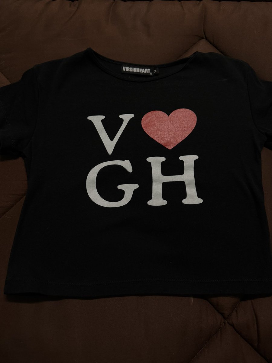 nununeww's tweet photo. Vgh แขนสั้น (230 รส) 
#ส่งต่อvgh #vghมือสอง #เสื้อมือ2 https://t.co/MHBj4AG9wx