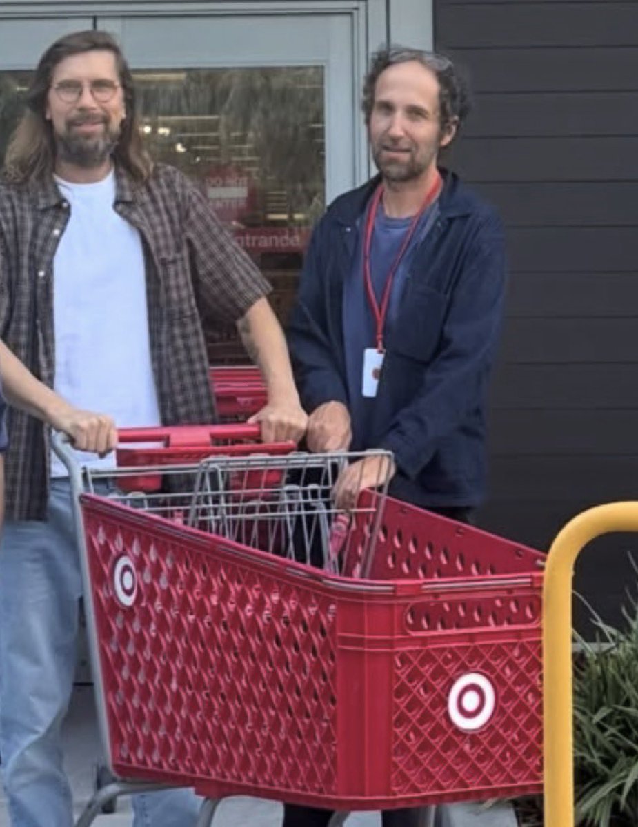 Skyberspace12's tweet photo. You’re going shopping at Target and you see this wyd https://t.co/6raeJMfIWw