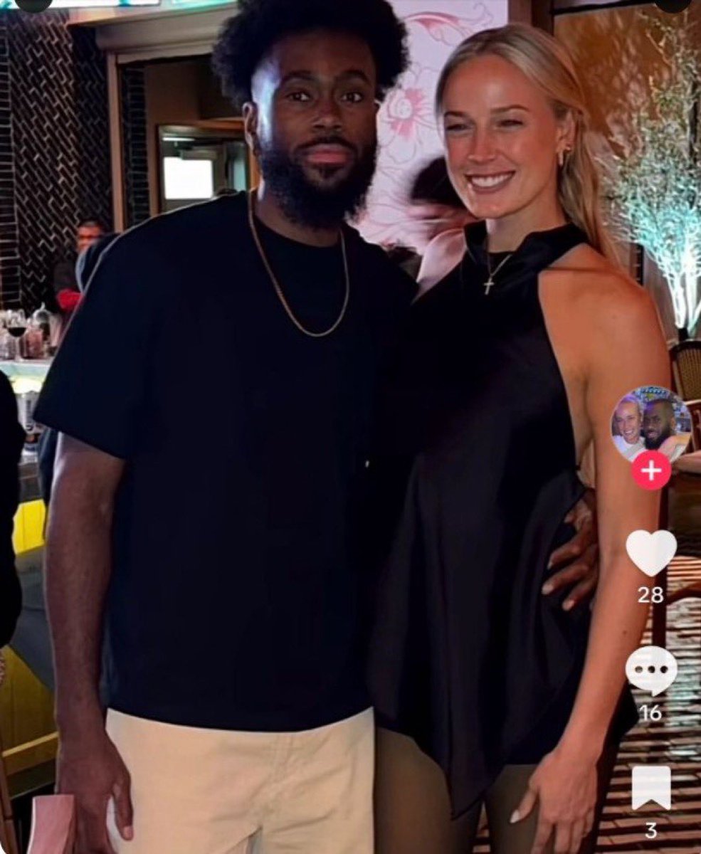 badazn's tweet photo. They’ve been dating for a long time btw https://t.co/pMf6OKnTx9