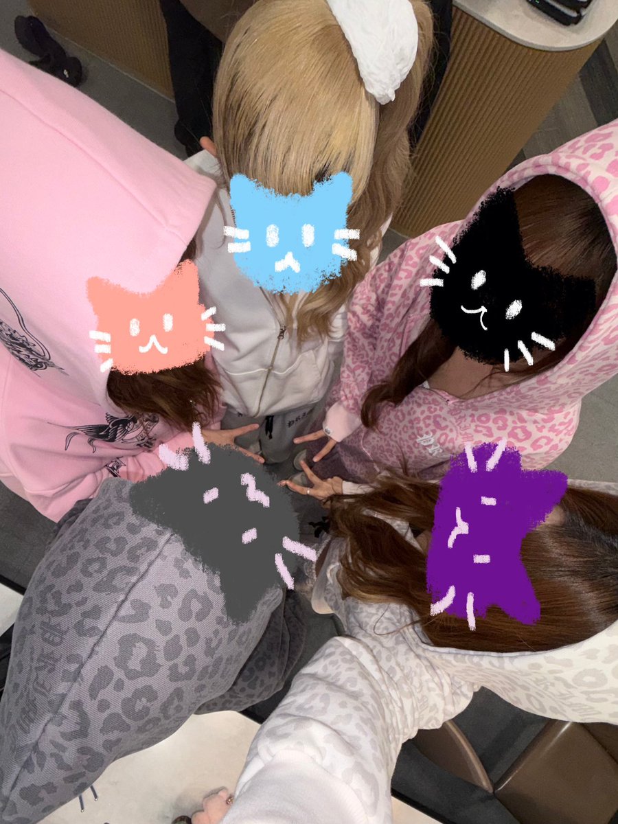 heart5heejoomin's tweet photo. The first photo for each Heart of Woman duo

- A Thread

#HEARTOFWOMAN #하트오브우먼 https://t.co/nzeFPoVMLZ