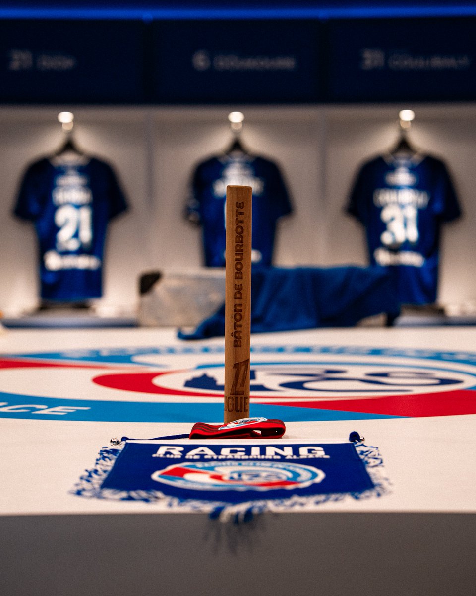 RCSA's tweet photo. Le Bâton de Bourbotte toujours avec nous 👊

▸ #RCSAASM https://t.co/wrFCsy1c8y