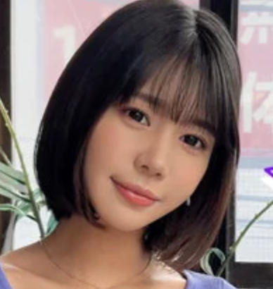 adoalife's tweet photo. 家ではゆるいのに、外だと少しだけ背筋が伸びる。

人妻ななみのギャップが見たい人は↓
【https://t.co/7HKAsbQlYP】 https://t.co/3tufe5nVlH
