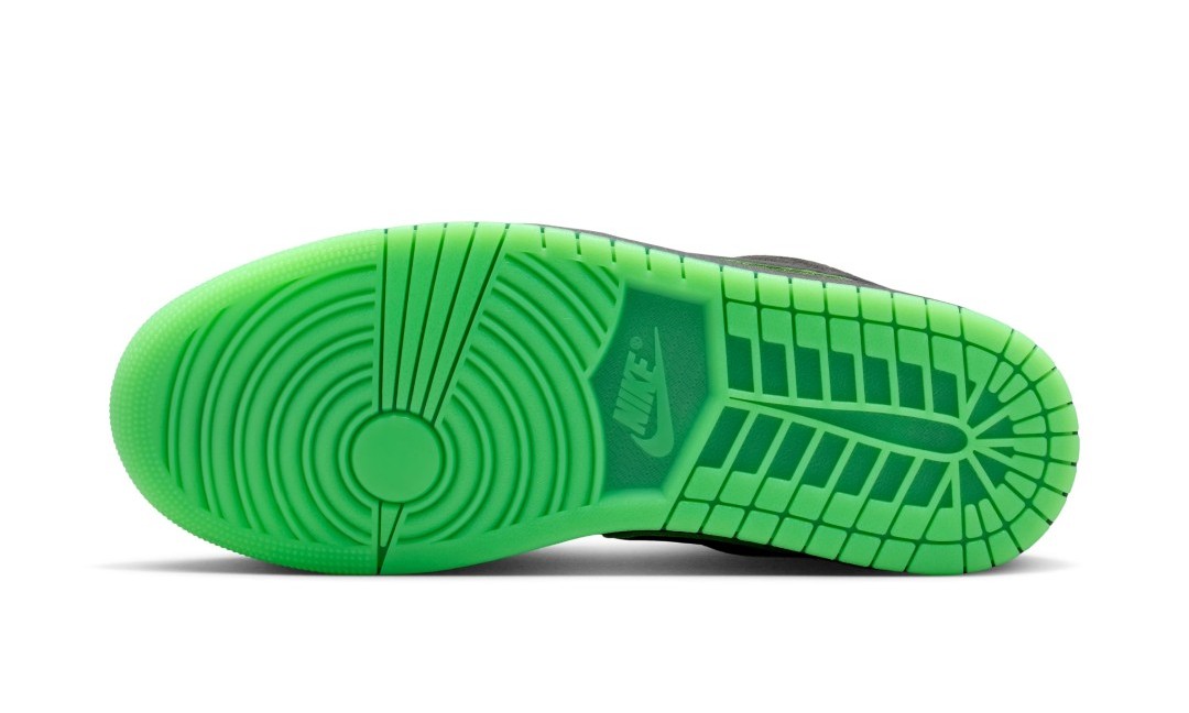 fullress's tweet photo. 【2026年 10月 発売予定】
NIKE AIR JORDAN 1 LOW SE “Halloween/Black/Scream Green” (ナイキ エア ジョーダン ロー “ハロウィン/ブラック/スクリームグリーン”) [IQ5494-001]

https://t.co/oGhDceyJma https://t.co/Q06Msr1Tsa