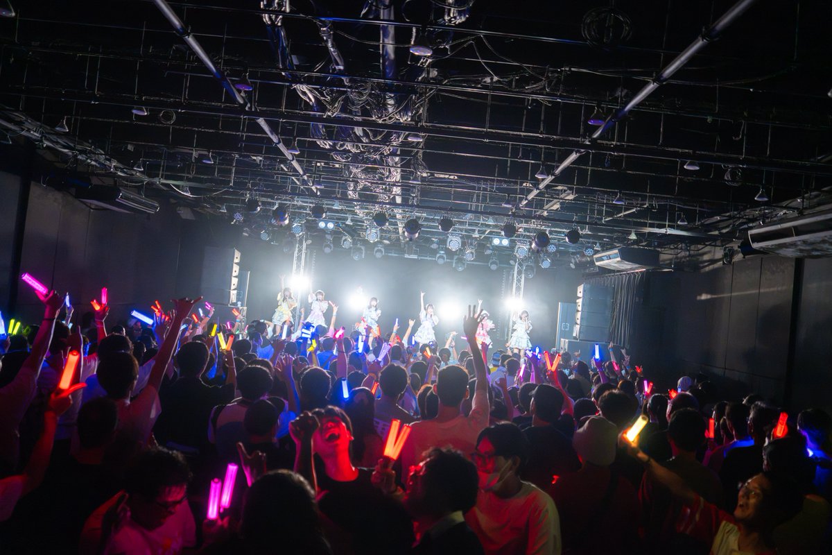 DMRC_info's tweet photo. 🎬お礼🎬

『 LEADING NAGOYA 』

本日は名古屋遠征1本目🏯
フロアアツい盛り上がりありがとうございました🔥

LEADINGトリの30分ライブいかがでしたか💭
明日のツアーも盛り上がっていきましょう❤️‍🔥 https://t.co/IHjDuz0Qg9