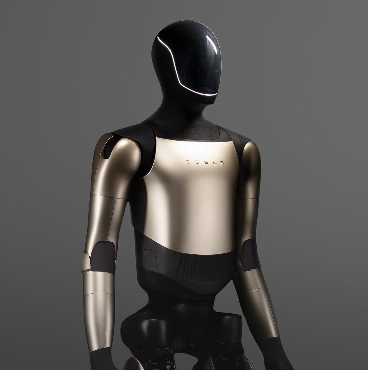 niccruzpatane's tweet photo. Elon Musk said Tesla is deliberately holding back on unveiling Optimus V3. Competitors will analyze the robot frame by frame and copy whatever they can, so Tesla would rather show it closer to production.

I think this is very smart. https://t.co/2D9KD5Lfy6