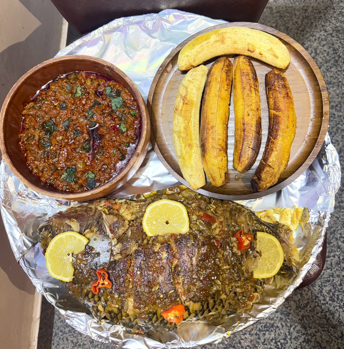 IdongesitUduehe's tweet photo. How it started      Vs            How it is going

I went fishing sometime ago, got a big fish and now prepared some Bole to go with it for my family 😍

*I made the sauce with some palm fruits extract (Banga) instead of just already made palm oil and that was the highlight. https://t.co/RGhmyxxQVI