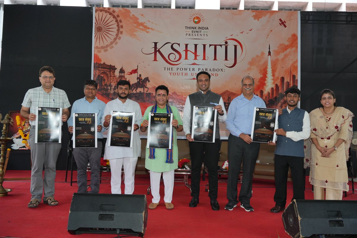 Sunil_Deodhar's tweet photo. The true strength of a nation lies in the potential of its youth. Stay away from any form of addiction and commit to a drug-free life—only a healthy, focused, and 'Nasha Mukt' youth can drive India’s innovation and nation-building."
Addressed the dynamic students at the 'Power Paradox: Youth Unbound' conclave organized by Think India × SVNIT Surat