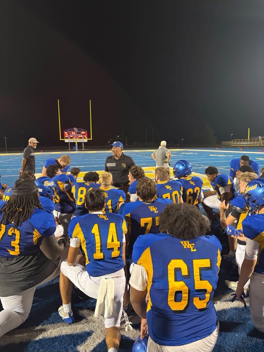 JasonFoley22's tweet photo. Warren East - 14

Warren Central -0

DRAGON SLAYED 🔵⚔️🐉

Cross town rival games are fun!  We played with Grit &amp; our Defense with 3rd SHUTOUT on the season.

Proud of this team in embracing hard work &amp; big culture change in just a few months.

#Relentless
Team 57

Go Raiders! https://t.co/21mfcHQ4aL