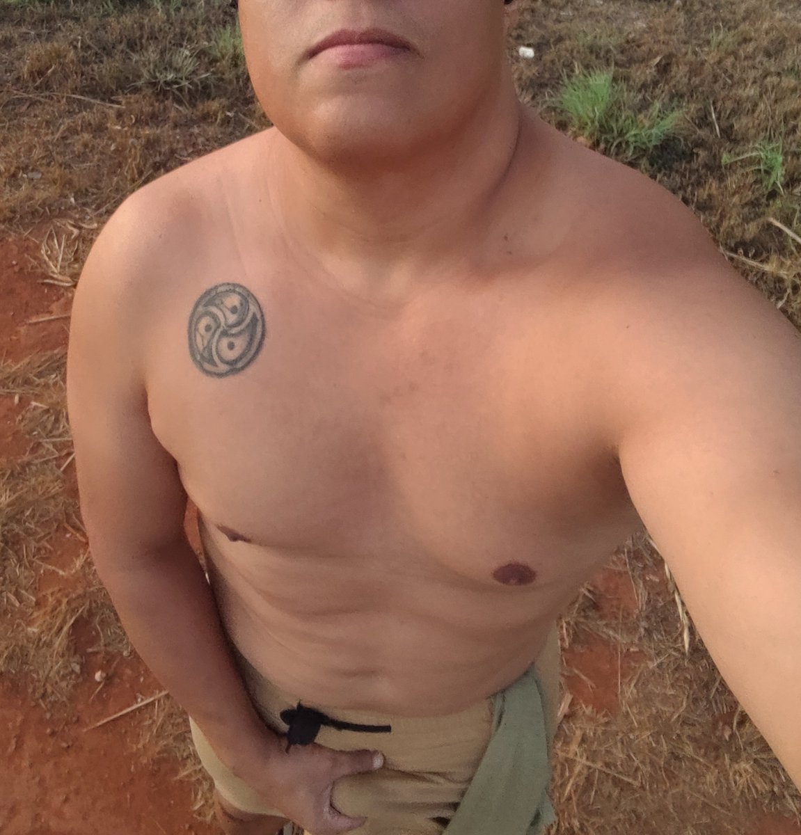 Masterbamv's tweet photo. Passando aqui para lembrar que eu sou comunista radicalizado, que Lenin nunca errou, Stalin m4tou foi pouco, a ditadura que tu merece é a da minha pica e votar no Lula é uma concessão necessária, eu queria mesmo era a revolução brasileira https://t.co/Xn1V5moiJq