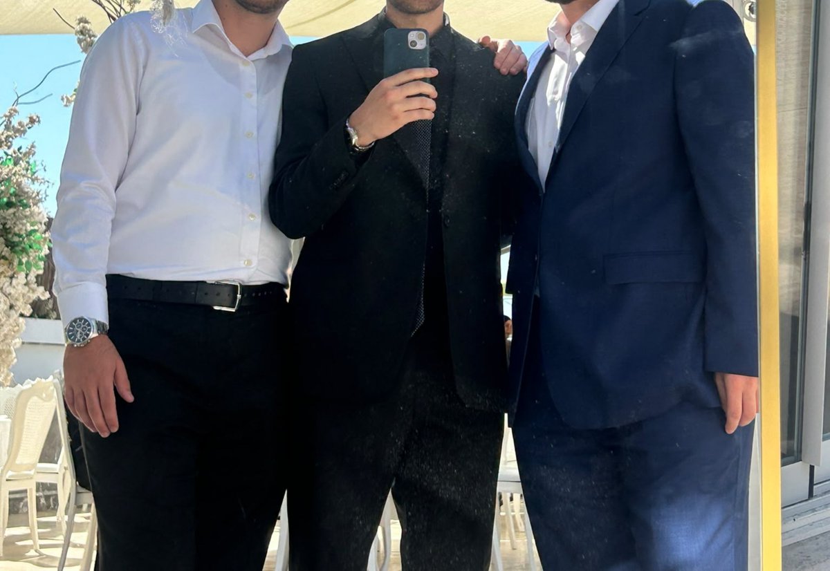 erendebana's tweet photo. 4'ten 1 eksildi. Kaldık 3 https://t.co/VUpaQTih91