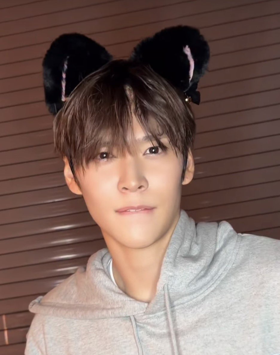 essama_'s tweet photo. 앞니 플러팅 머임 ㅜㅜㅜㅜ https://t.co/3lK1k9RxTi