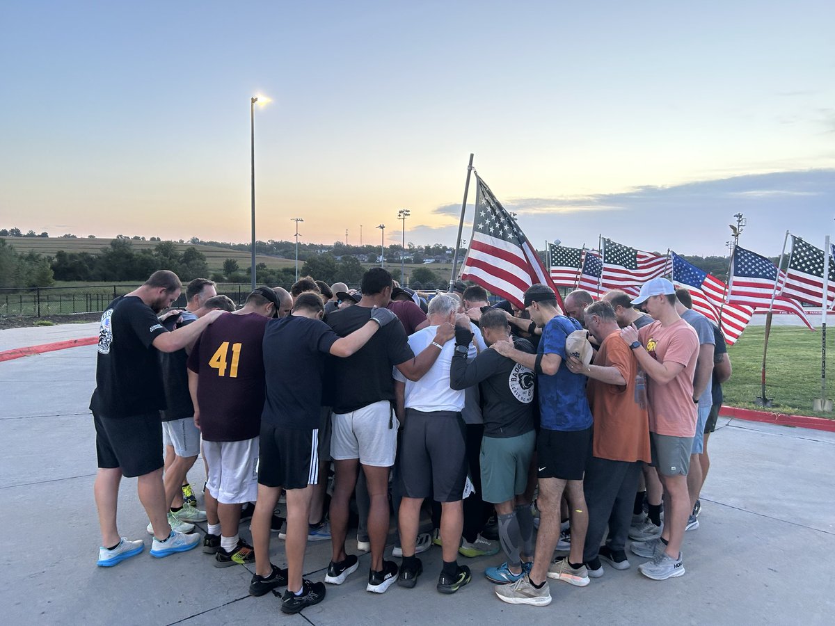 F3Omaha's tweet photo. The leadership torch @F3BunzTown has officially been passed!

Thank you Denied and Grinder for your leadership and support of each other

Thank you Near Miss and Lawn Boy for accepting the 🇺🇸 and setting the example of family leadership 

#shovelpass
#FreedToLead https://t.co/5Mf1SMCMvH