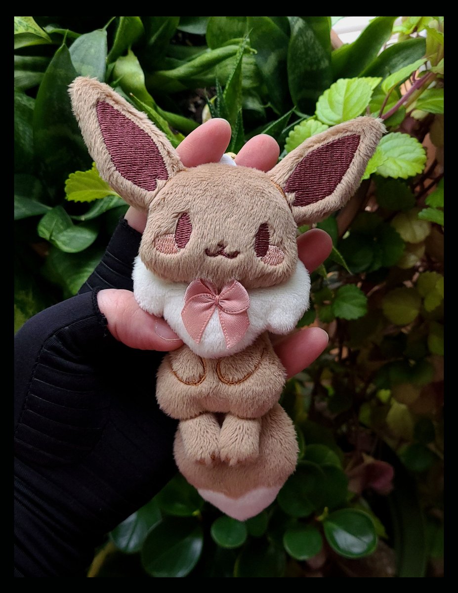FluffyPawPower's tweet photo. The first batch of Eevee Keychain plushies are now available on my Etsy 🩷

Weighted Eevee plush prototypes are coming later today and will be listed at a discount! I only have three available so keep an eye out if you're interested in getting one 👀

Link in comments~ https://t.co/71P27qjQKR