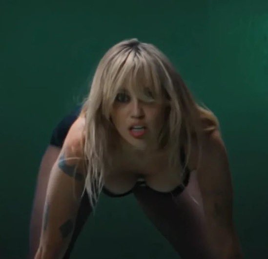 PopTingz's tweet photo. ‘Bass Persuades’ by MILEY re-enters the Global Spotify chart at #123 with 1.42 million streams. https://t.co/q9ZPO0LDo7