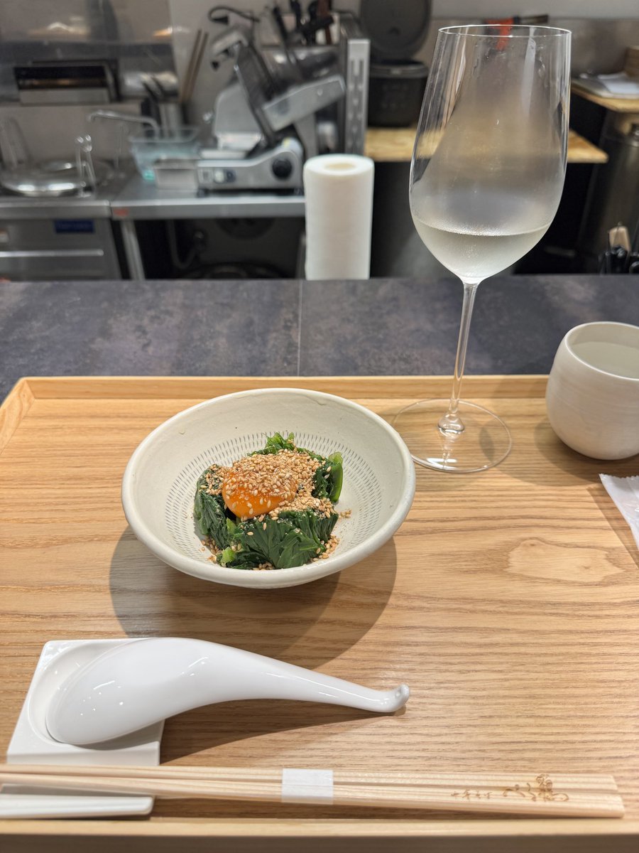 panmania7's tweet photo. お久しぶりの地元のお店で美味しい日本酒とラーメン🍜。 https://t.co/wzdl7zE2QM