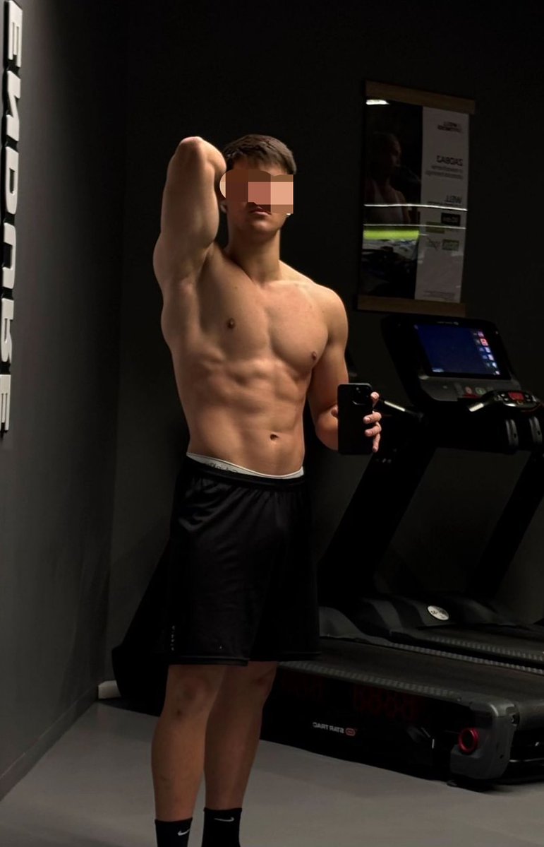 mrPanOski's tweet photo. Look at my Throne and sent gift for Alpha 👑🤑

And as a reward you will get a gift in dm https://t.co/WWOuwVjQp2