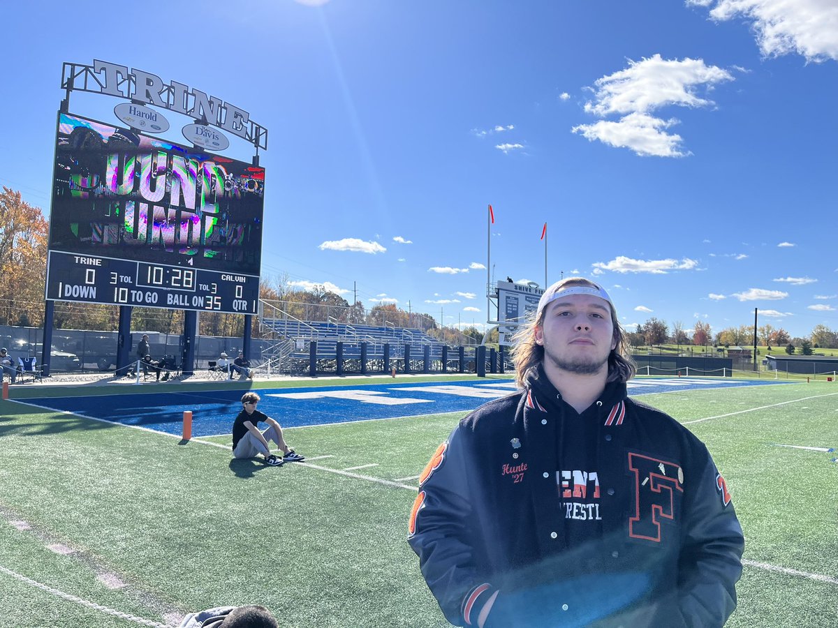Huntera32008370's tweet photo. After a great win against flushing last night and a great conversation with @CoachMattKeith I’m blessed too receive an offer too @TrineThunderFB AGTG #11

@thebigmadonski  @flintprepfan @prepredzonemi @thed_zone @mattnastally @mlivesports https://t.co/fao8gkKv7K
