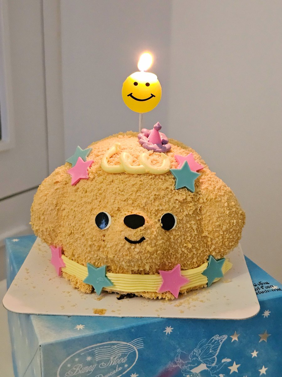 fatkidzblue's tweet photo. รัก bowcake 🎂 เค้กน่ารักทิสุด 🤏 วันเกิดทีไรคือเซฟโซนเลย ราคาน่ารัก ก้อนนี้ 290 เองงับ นามะช็อกโกแล็ตนมสด เค้กอร่อยด้วย ครีมอร่อย ไส้อร่อย เริ้ปเลย แต่ละเดือนเค้าก็จะมีธีมใหม่ๆ เดี๋ยวนี้กลายเป็นร้านประจำแล้ว สาขาเยอะตามห้างซื้อง่ายดี https://t.co/rHm3ccetN8