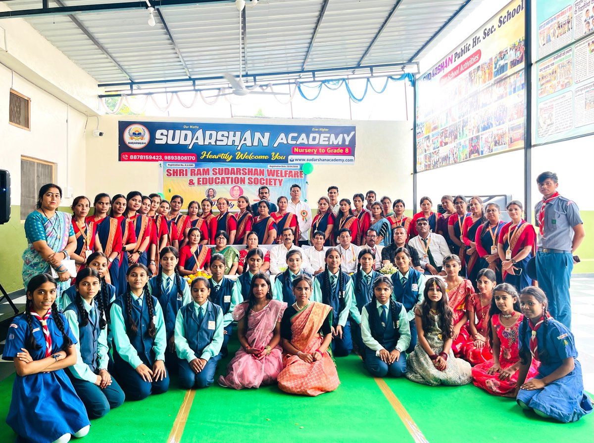 Shivakant007's tweet photo. Sudarshan public hr secondary School , Sudarshan Academy https://t.co/M43kxQakOm