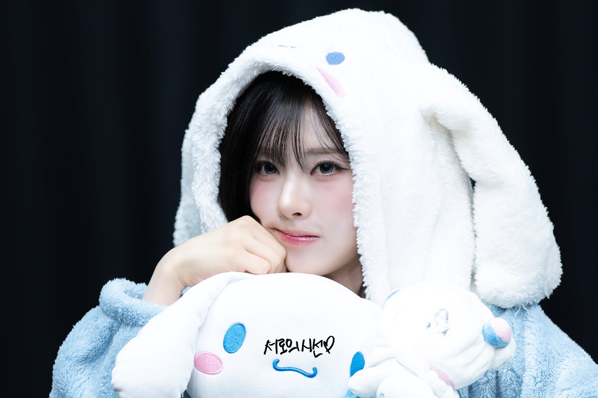 Eyes_line_9's tweet photo. 20260912 제이제이뮤직
팬사인회

#프로미스나인 #fromis_9
#박지원 #ParkJiwon #Jiwon https://t.co/1YMMBO91um