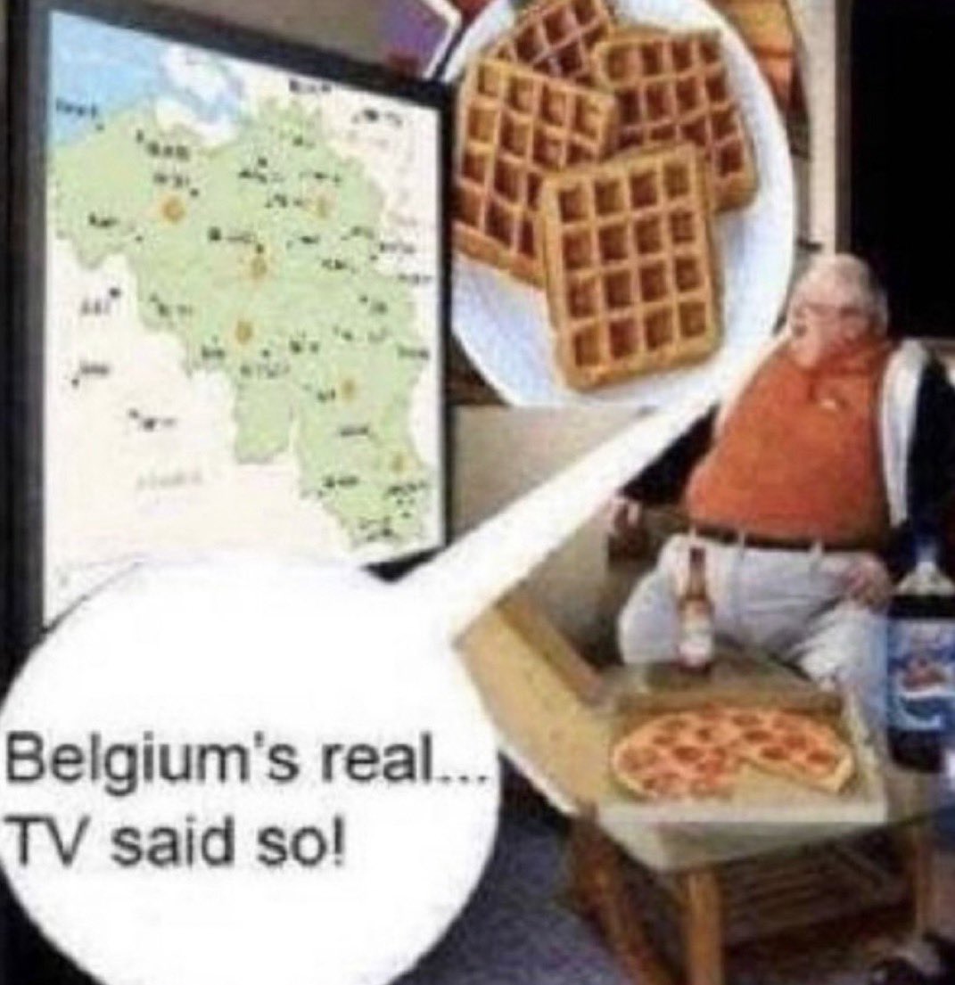 villepainte's tweet photo. À côté d un groupe de belges qui parlent de vouloir manger des moules frites à la plage https://t.co/VtmtYkl7qZ