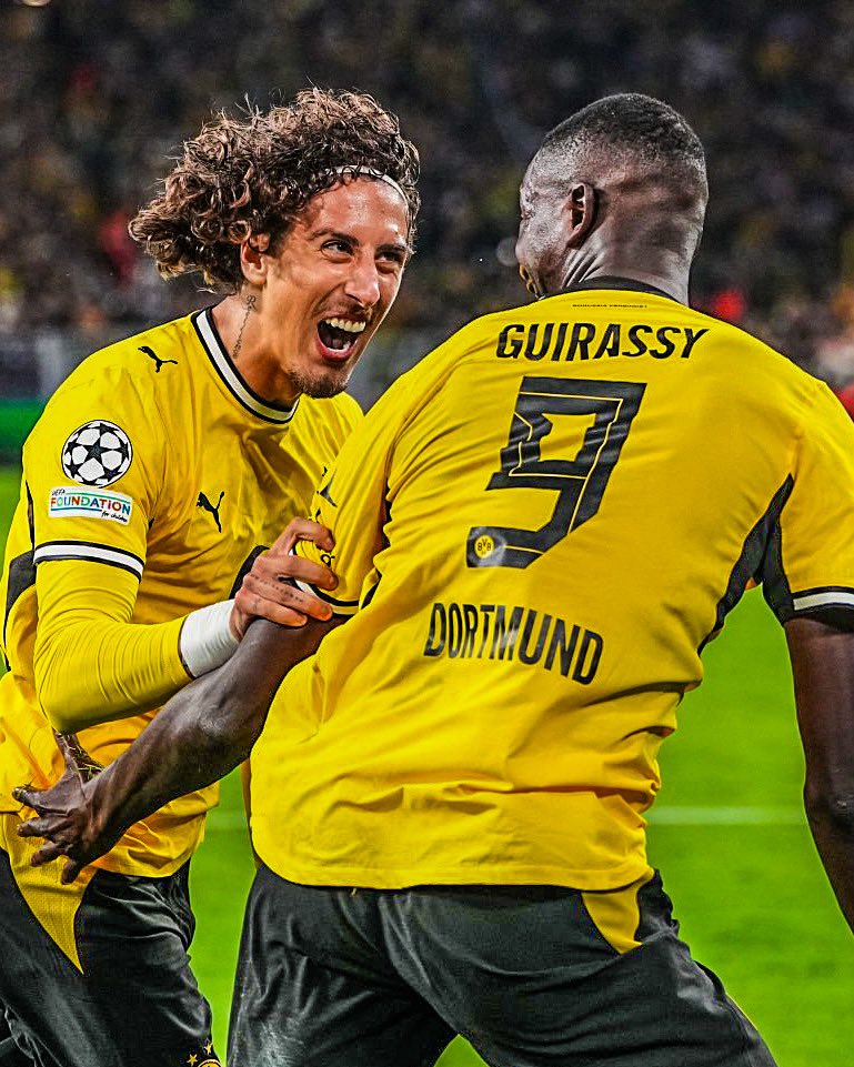 eurofootcom's tweet photo. 🇵🇹🇬🇳 What a duo Fabio Silva (24) and Serhou Guirassy (30) have been for Borussia Dortmund this season! 🟡⚫️🤝

✅ Hoffenheim-Dortmund: Guirassy assists Silva goal

✅ Dortmund-Villarreal: Silva assists Guirassy goal

✅ Dortmund-Paderborn: Guirassy assists Silva goal https://t.co/3baNinrOEZ