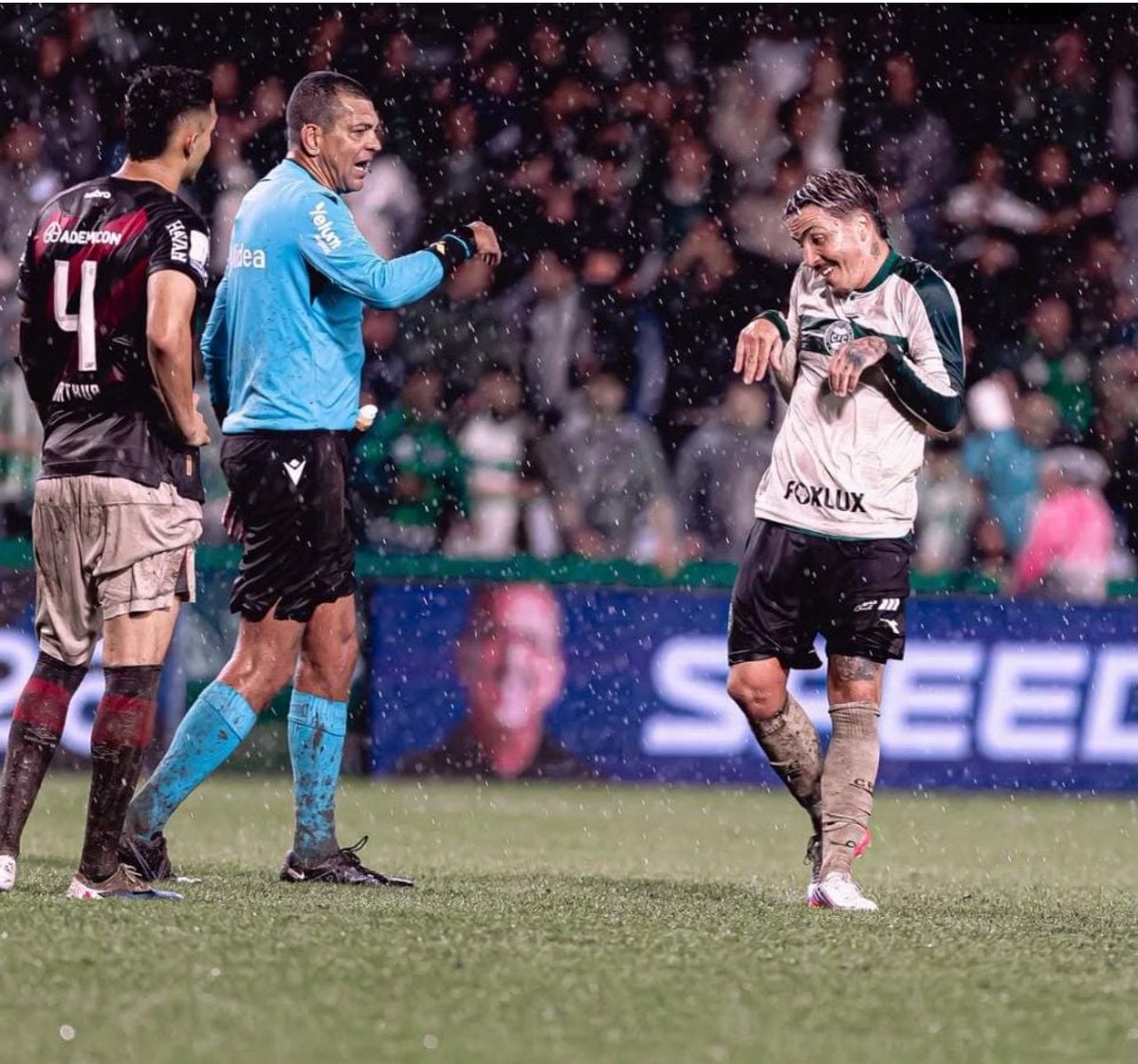 BFelipe22's tweet photo. Imagens dos protagonistas do jogo! https://t.co/xxdjcsUhd1