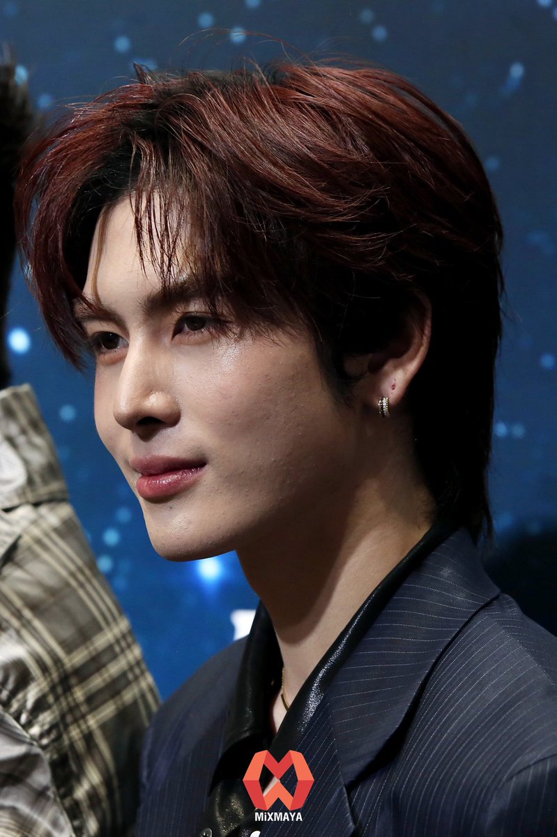 webmixmaya's tweet photo. “แซนต้า-พงศภัค” ระหว่างสัมภาษณ์กับสื่อมวลชนในงาน ‘Mchoice &amp; Mint Awards 2026’

#MchoiceMintAwards2026
#MchoiceMintatICONSIAM
#MchoiceTH #MintAwards2026 
#MintMagTH #PerthSanta #เพิร์ธแซนต้า
#Santapp https://t.co/tukHvABI9c