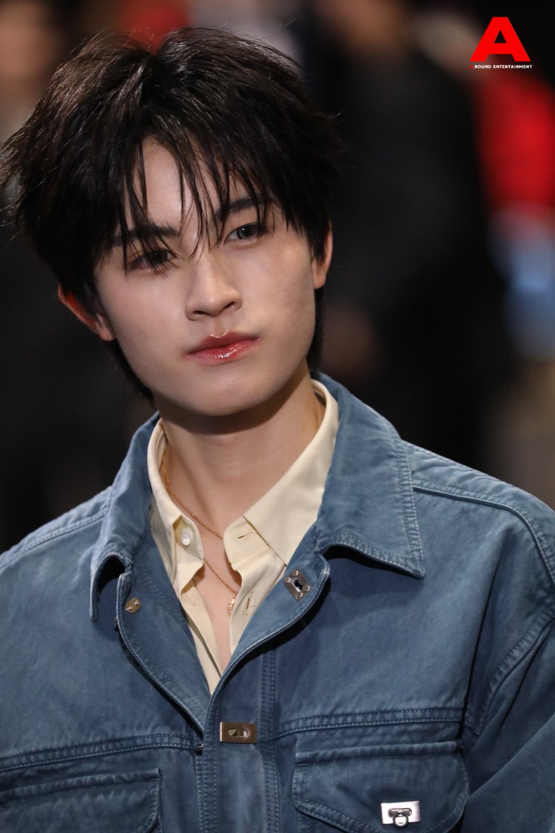 around_ent's tweet photo. “เอเอ อชิรกรณ์” ร่วมเดินพรมแดงในงาน ‘Mchoice &amp; Mint Awards 2026’

#MchoiceMintAwards2026xBUS
#BUSbecauseofyouishine
#AAashirakorn
#MchoiceMintAwards2026
#MintAwards2026 https://t.co/tVNpDNexbK