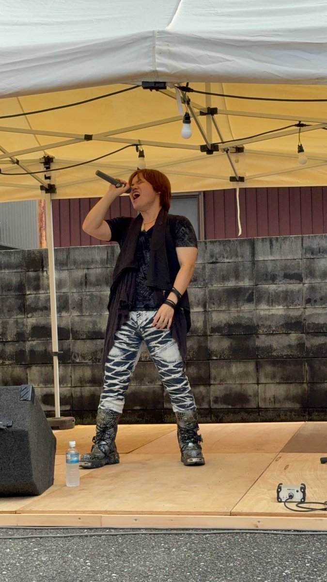 musestpro's tweet photo. #ゑびす昭和横丁 
1日目終わったーヽ(*＾ω＾*)ﾉ
私達にとっては3年振り。アリーゾンは初参加だったね☺️
里帰りの感覚が強くて、この街が大好きです❤️
感想は添付の写真にまとめてますので、チラッと覗いてみて下さいね😉
明日も開催されます👍
良かったらお越しくださいね
#高知県香美市土佐山田町 https://t.co/Lga87qlzAw