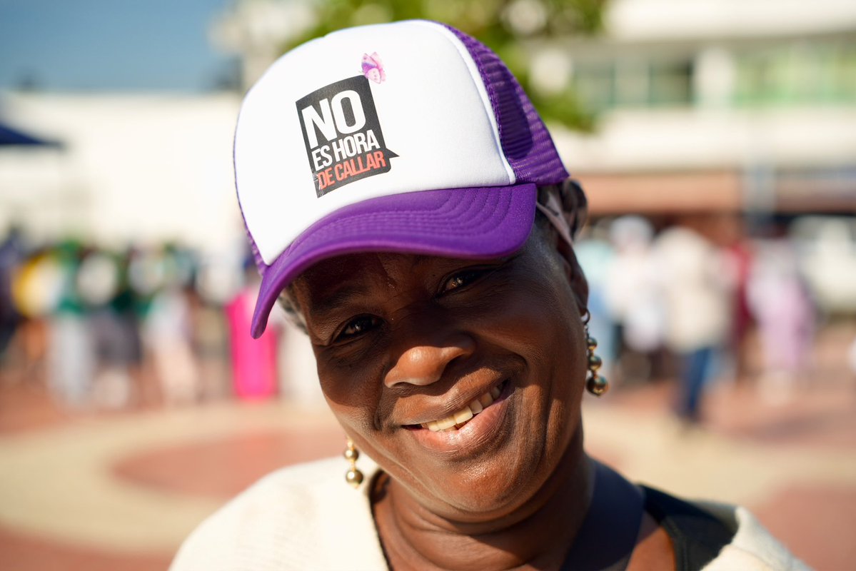 secmujerbolivar's tweet photo. ¡Paso a paso construimos paz! Avanza nuestra marcha en este retorno simbólico desde María la Baja hacia Mampuján. La fuerza de nuestras mujeres y sobrevivientes nos impulsa en cada kilómetro 💜 Desde la @GobDeBolivar decimos #NoEsHoraDeCallar https://t.co/xSbB3GNb9R