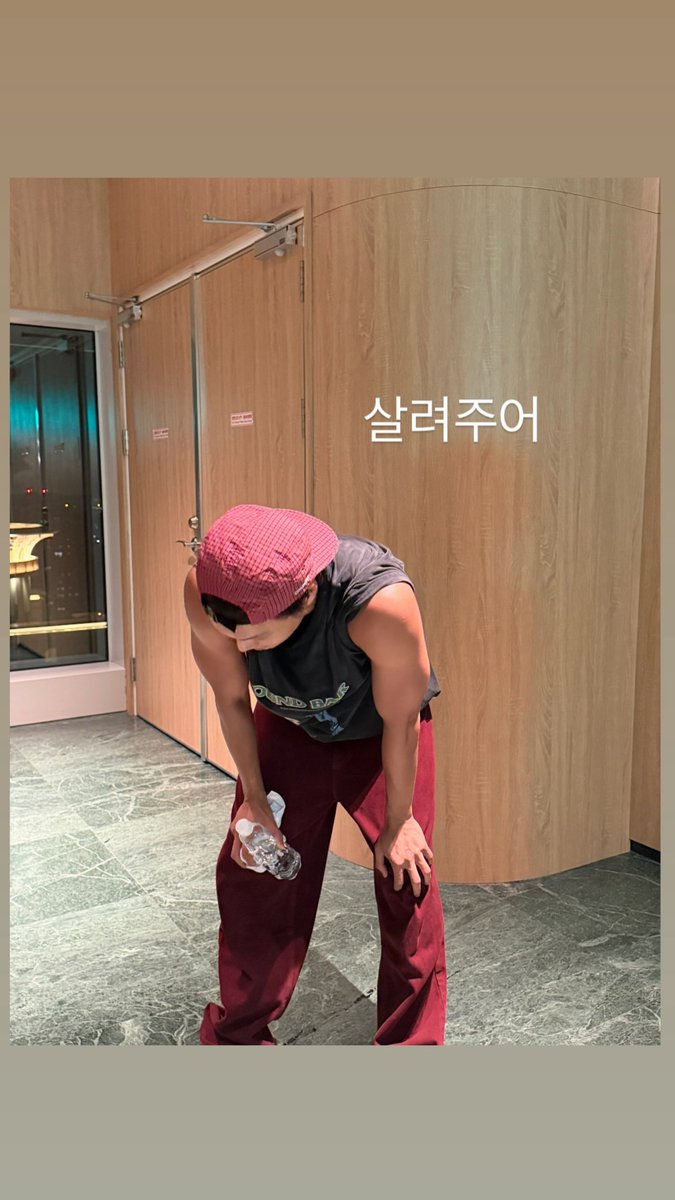 knockknock0408's tweet photo. KAI ins https://t.co/iGPO8NsctK