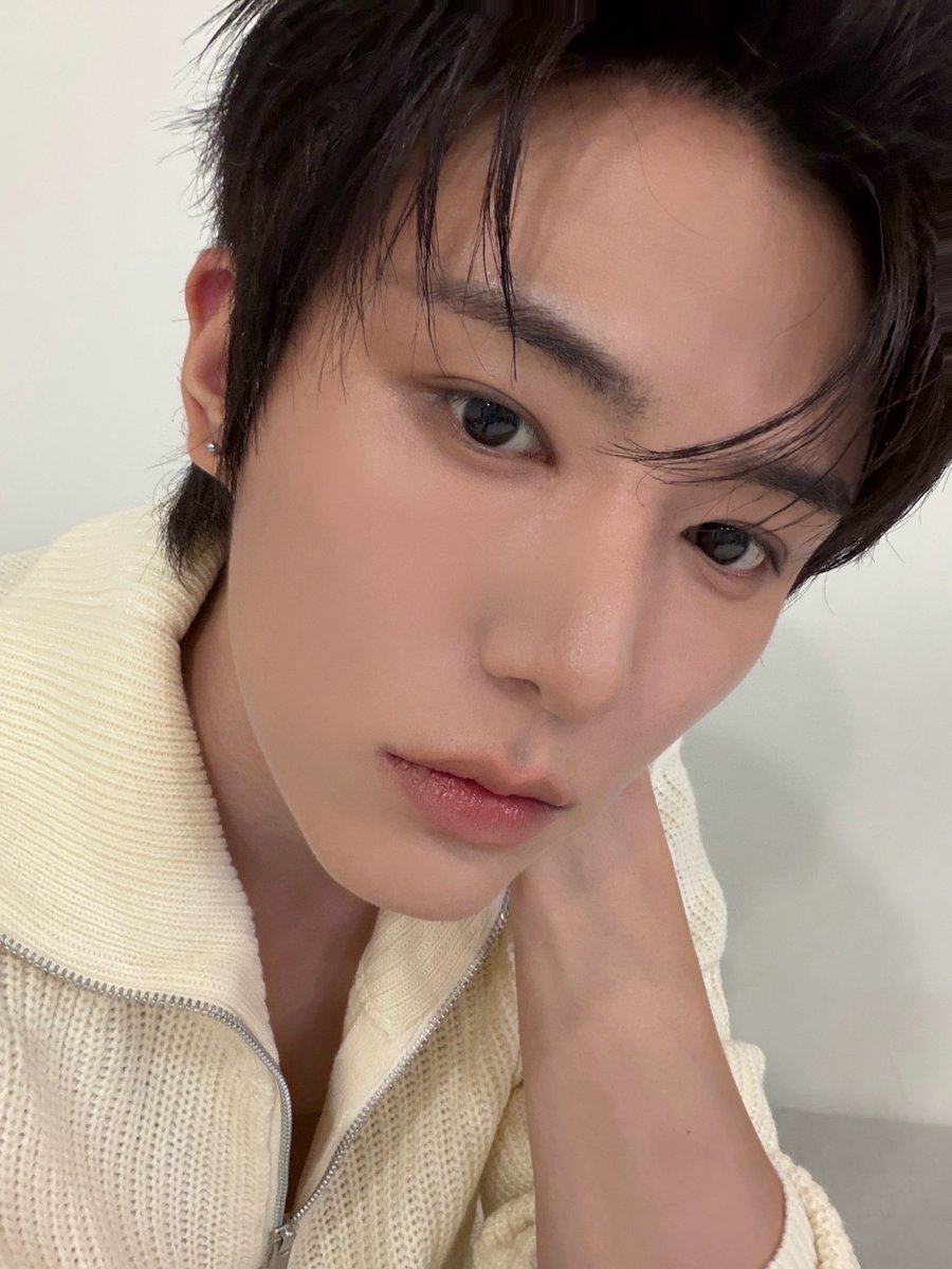 _official_DD's tweet photo. 🧶

#DAILYDIRECTION #DD #데일리디렉션
#ENKIM #앤킴 https://t.co/k0Wmumu6Bo