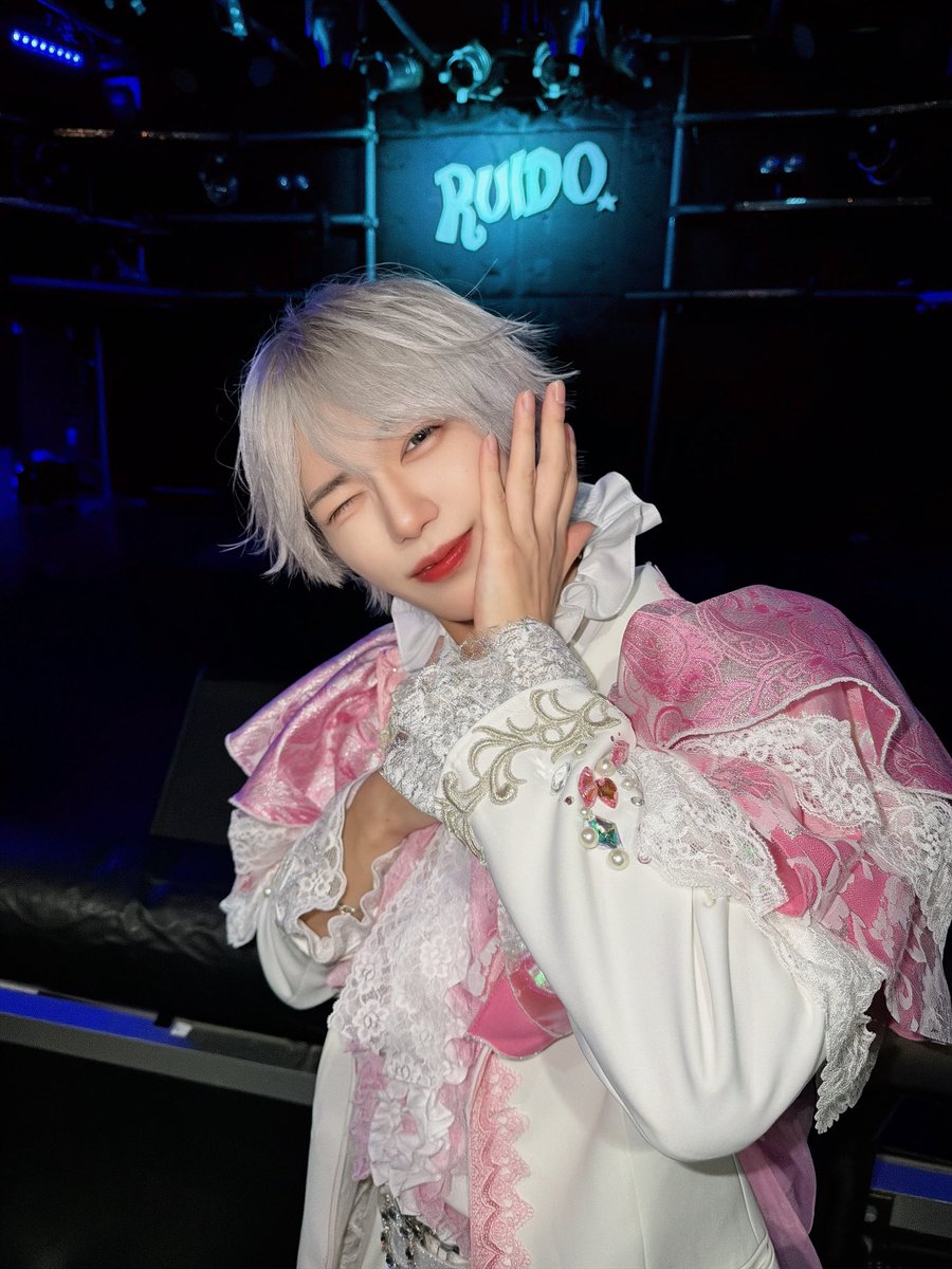 Nizi_Pale_Mashi's tweet photo. 🆕 ▶︎ツアー衣装🩷 https://t.co/jqI90m4GtI