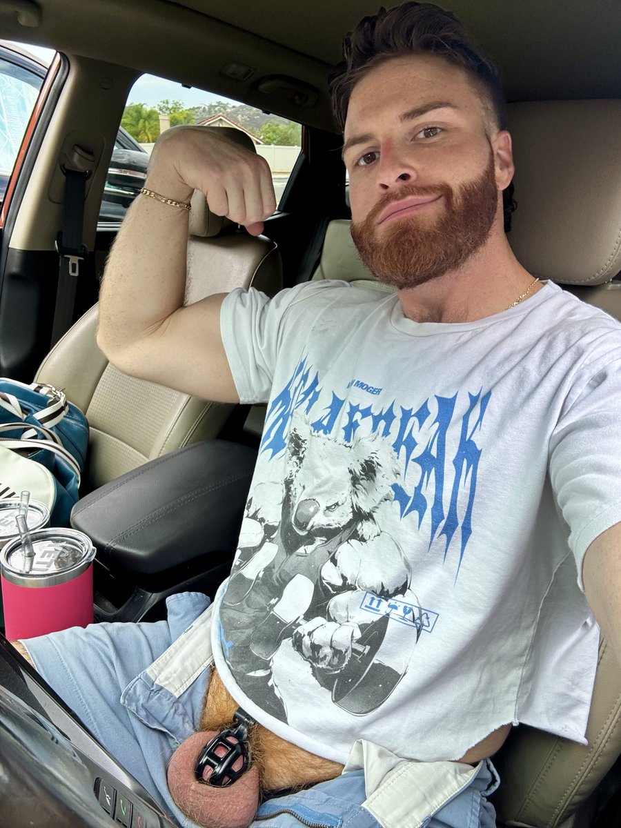 BrockyCockyLock's tweet photo. If you pinch to zoom, you can see the little stream of dried up juices. 
Degrade me and there will be more to “cum.” https://t.co/P9VhjOIKUB