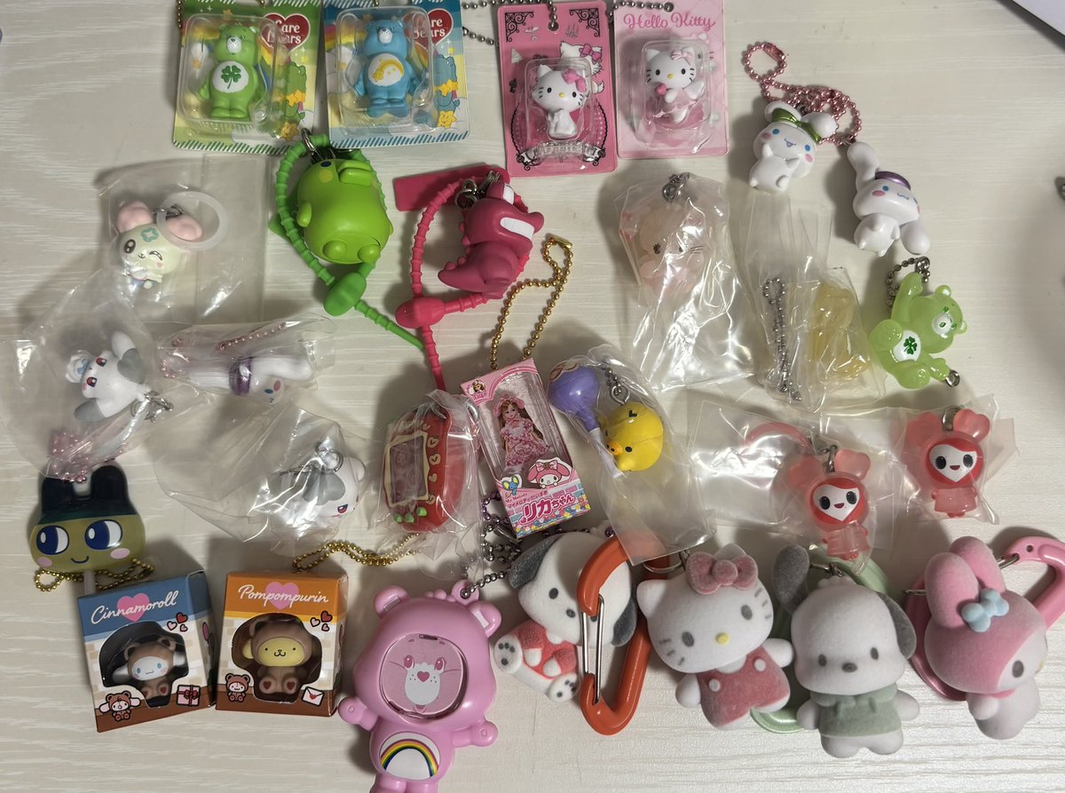 dnwhgl_17's tweet photo. ガチャ　めじるしアクセサリー　キーホルダー サンリオ プリキュア ジュエルペット 譲渡・買取・交換

譲）画像のもの

求）定価＋送料
      ものにより定価~になります

・纏めての方優先
・郵送のみ📮

お気軽にお声掛けください🙇🏻‍♀️ https://t.co/7RFDuIeAy4