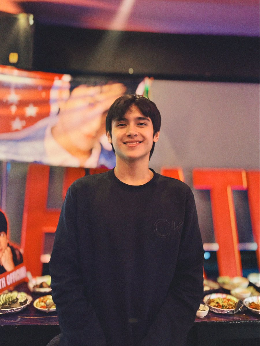HeathXNation's tweet photo. Nak, tayo ka diyan. Picture ka saken. 🤏

#HeathJornales https://t.co/aVe5FZiW9m