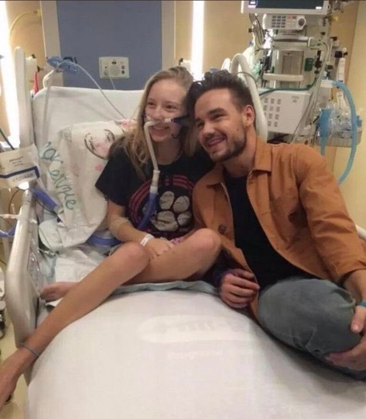 archivsliam's tweet photo. 11 years ago today, Liam visited a fan in the hospital at 1:30am after she couldn't attend a One Direction concert. Angel 🤍 https://t.co/3L5UO7AWn5