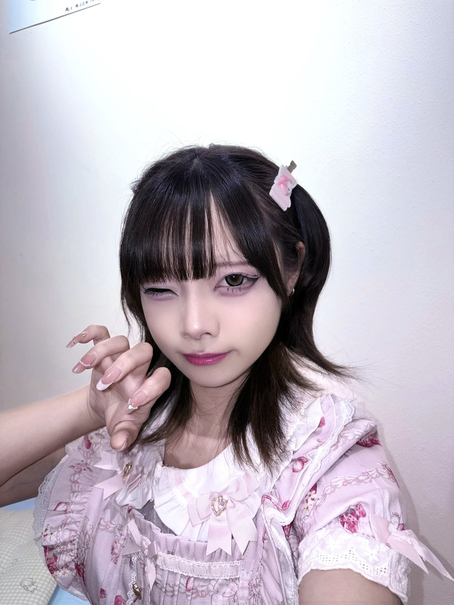 ViVi53126543's tweet photo. 喫茶店に行ったよ
#fyp #DMしてください #地雷系女子 #量産型 https://t.co/Lm7Zjk2RvF