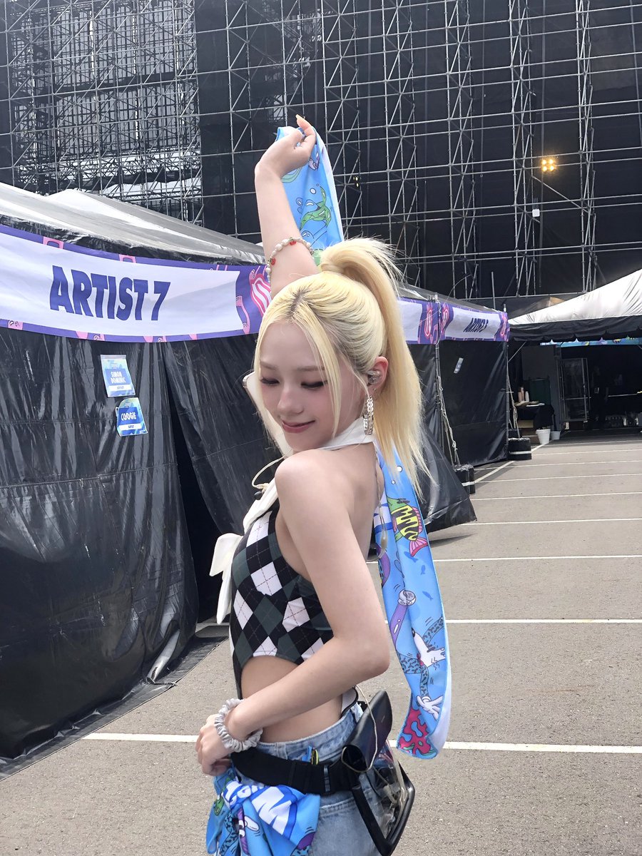 I_m_chillin's tweet photo. WATERBOMB KAOHSIUNG💦❤️‍🔥

#ICHILLIN #아이칠린 #CHAERIN #채린 https://t.co/4BgZqbNlhc